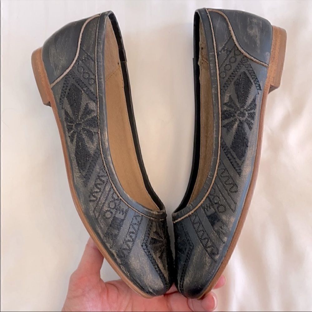 MUSSE & CLOUD DISTRESSED FLATS.   NEW. - Picture 4 of 10